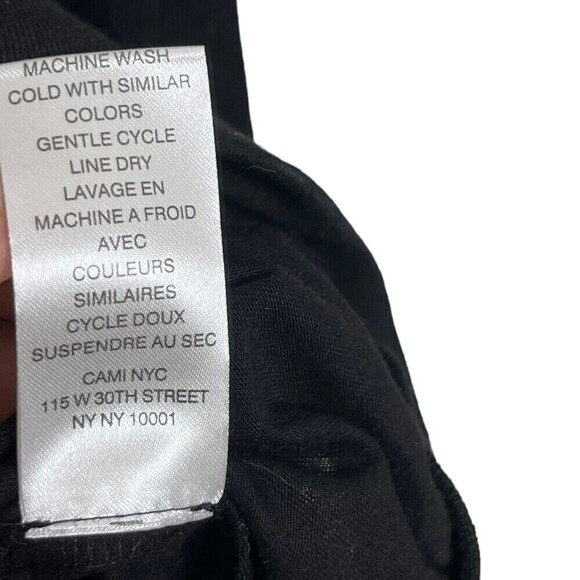 Welcome to my closet! - Picture 4 of 4